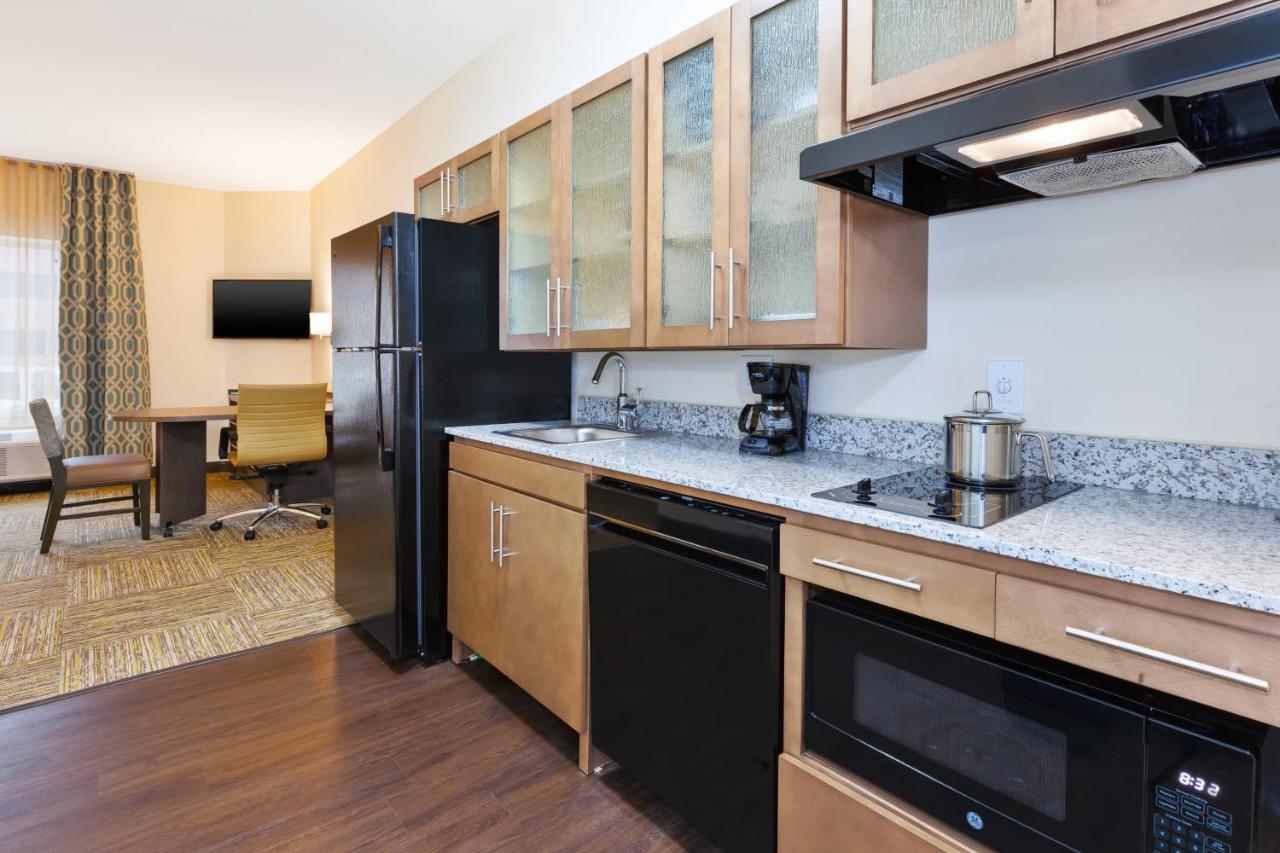 Candlewood Suites Louisville - Ne Downtown Area By Ihg Ngoại thất bức ảnh